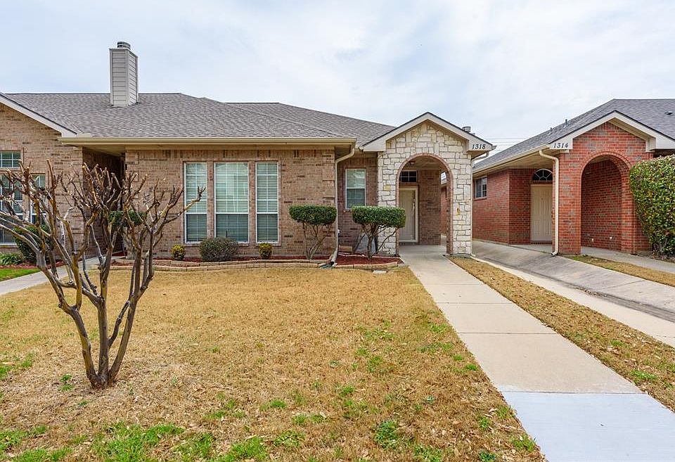 1st image of 1318 Poinsettia Blvd