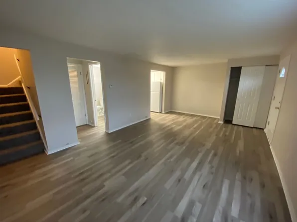 5520 Beavercrest Dr, 5520 Beavercrest Dr APT 12, Lorain, OH 44053