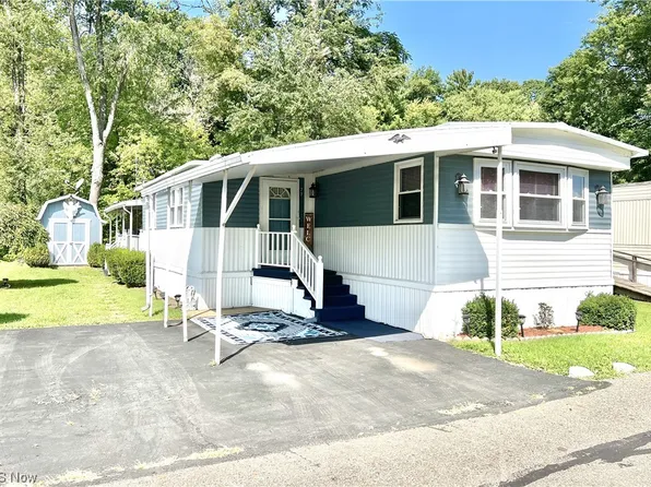 77 Susan Dr, Dover, OH 44622