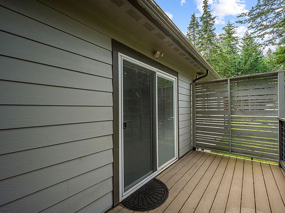 4th image of 623 W Florida Cir