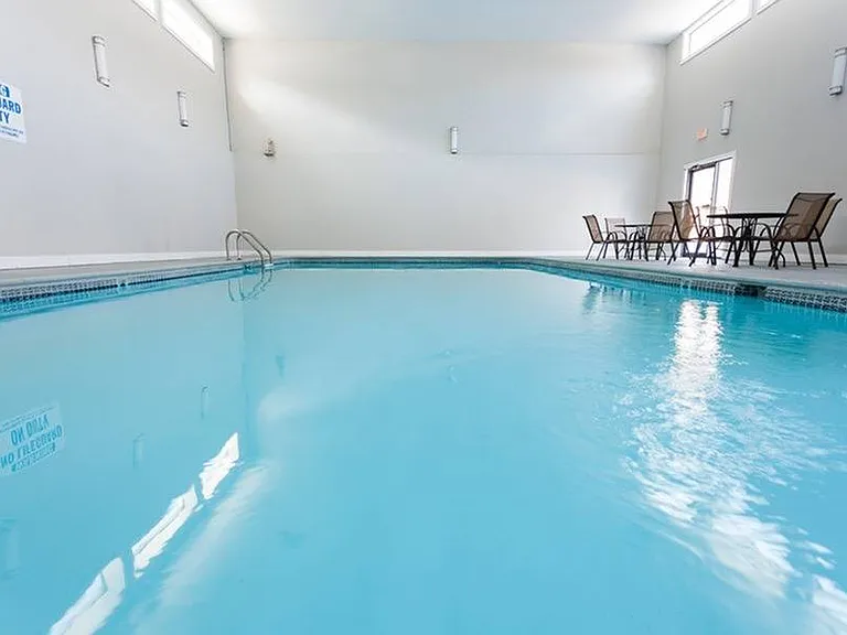 Talus | Swimming Pool