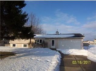 54745 Timothy Rd, New Carlisle, IN 46552