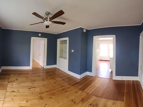 5th image of 476 Saint John St #1