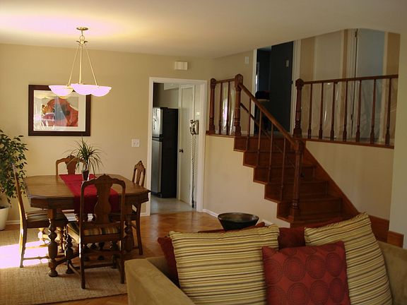 Living and dining room area