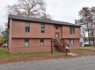 5 Holly St, Halifax, MA 02338