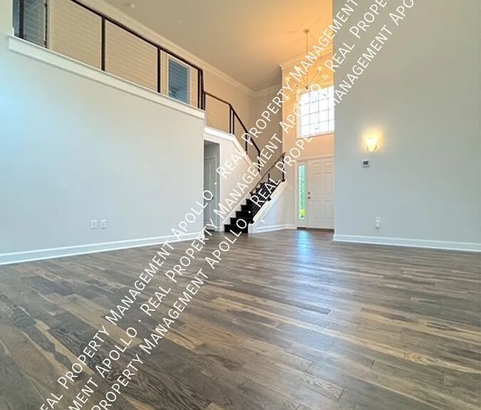 141 Victoria Ln — Photo 10