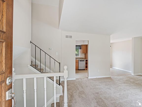 5th image of 625 John Rolfe Dr