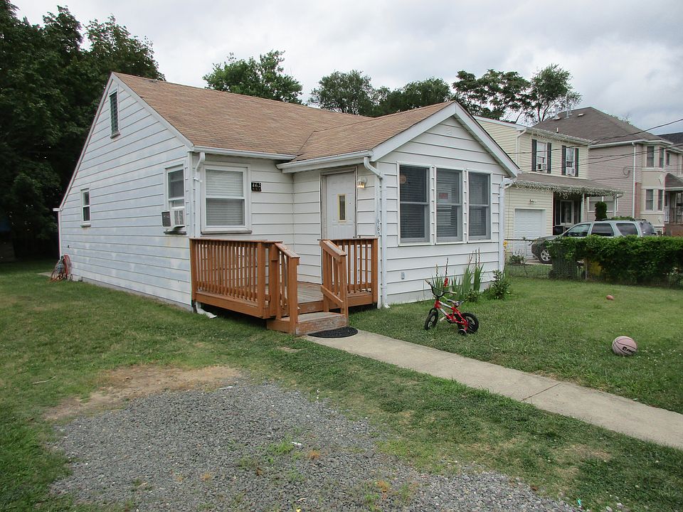 1st image of 462 Manetta Ave