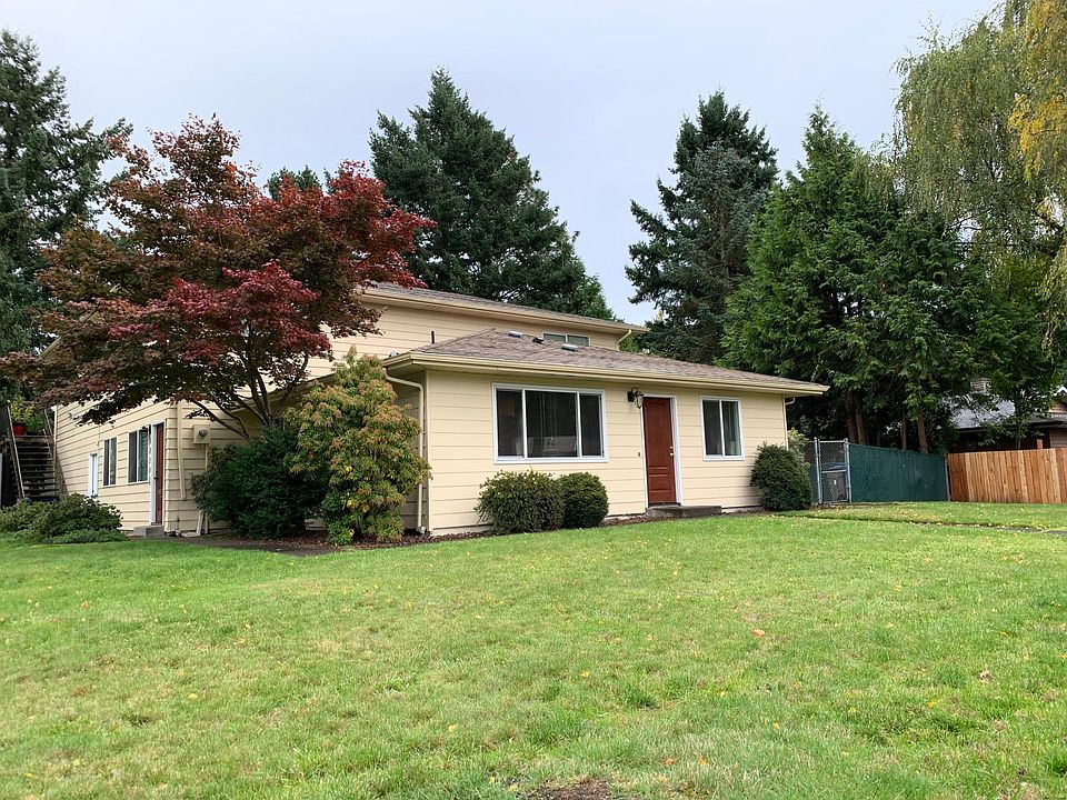 1st image of 303 SE 157th Ave