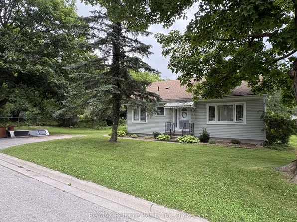 137 Fulton St, Central Huron, ON N0M 1L0