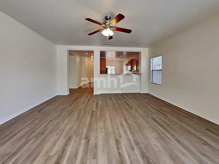 18641 W Mission Ln — Photo 7