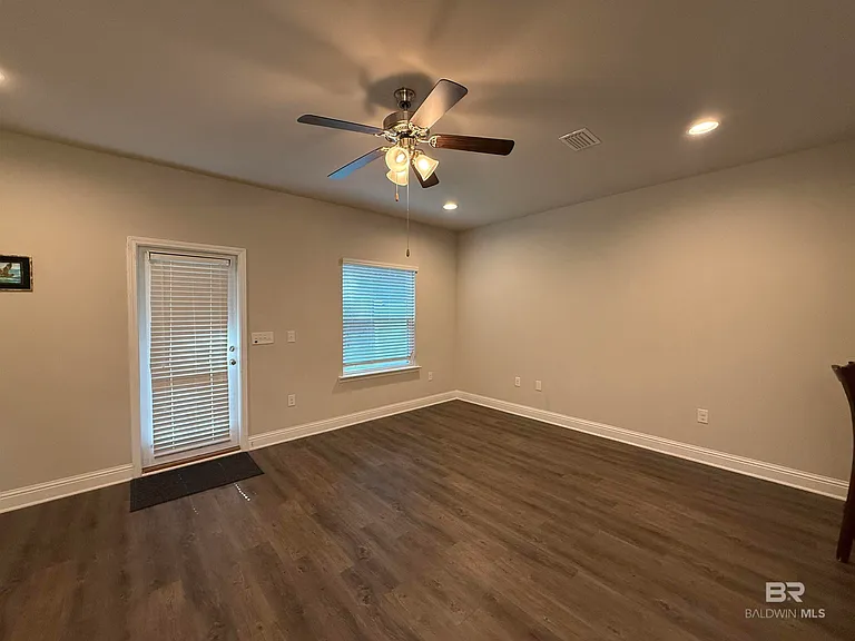 25806 Pollard Rd #17 — Photo 3