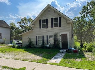 63 Carver St, Brandon, VT 05733