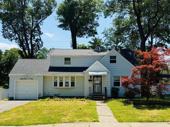 34-02 Lenox Dr, Fair Lawn, NJ 07410