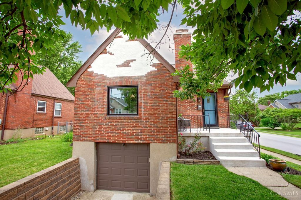 Real estate listing image
