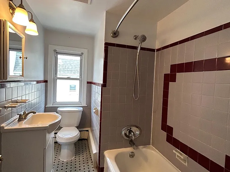 1852 Harfman Dr — Photo 10