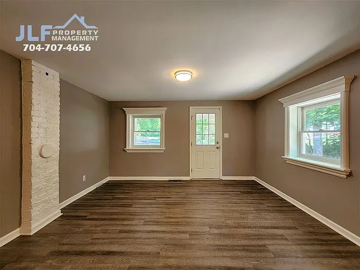 573 Faith Dr SW — Photo 3