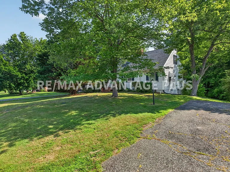 1004 Fourth Avenue Ext — Photo 36