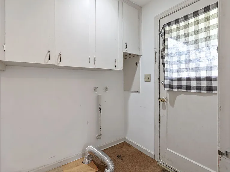 1223 Puget St NE — Photo 11