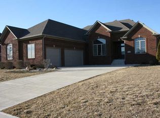 2792 Coventry Ln, Greenwood, IN 46143