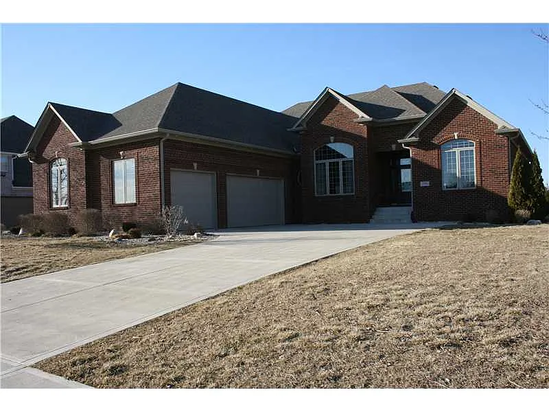 2792 Coventry Ln photo 1