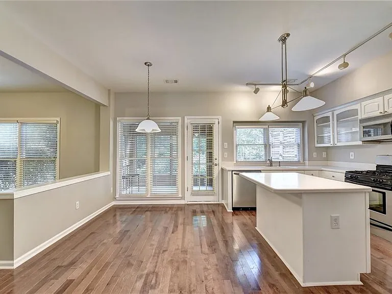 7470 Brookwood Way — Photo 24