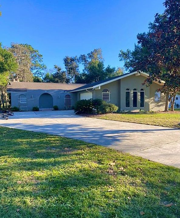 1st image of 11 Bumelia Ct
