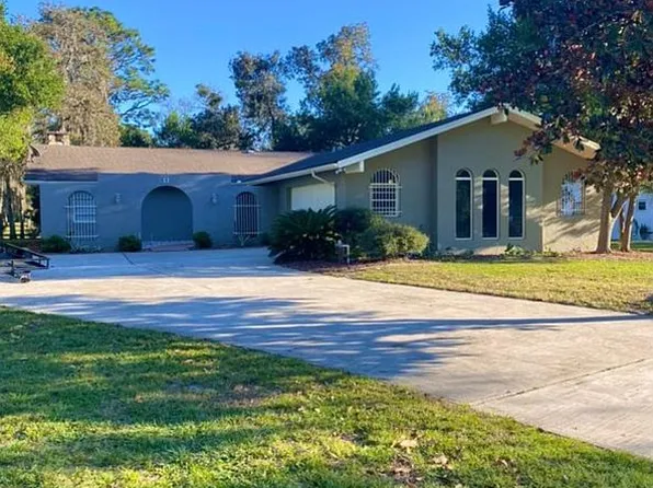 11 Bumelia Ct, Homosassa, FL 34446