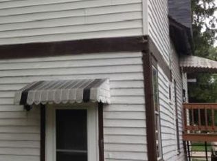 1174 Crooks St, Green Bay, WI 54301