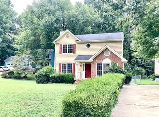 4712 Hunt Manor Ct, Raleigh, NC 27616