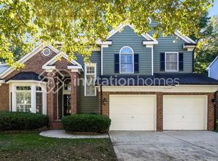 6420 Fairway Point Dr, Charlotte, NC 28269