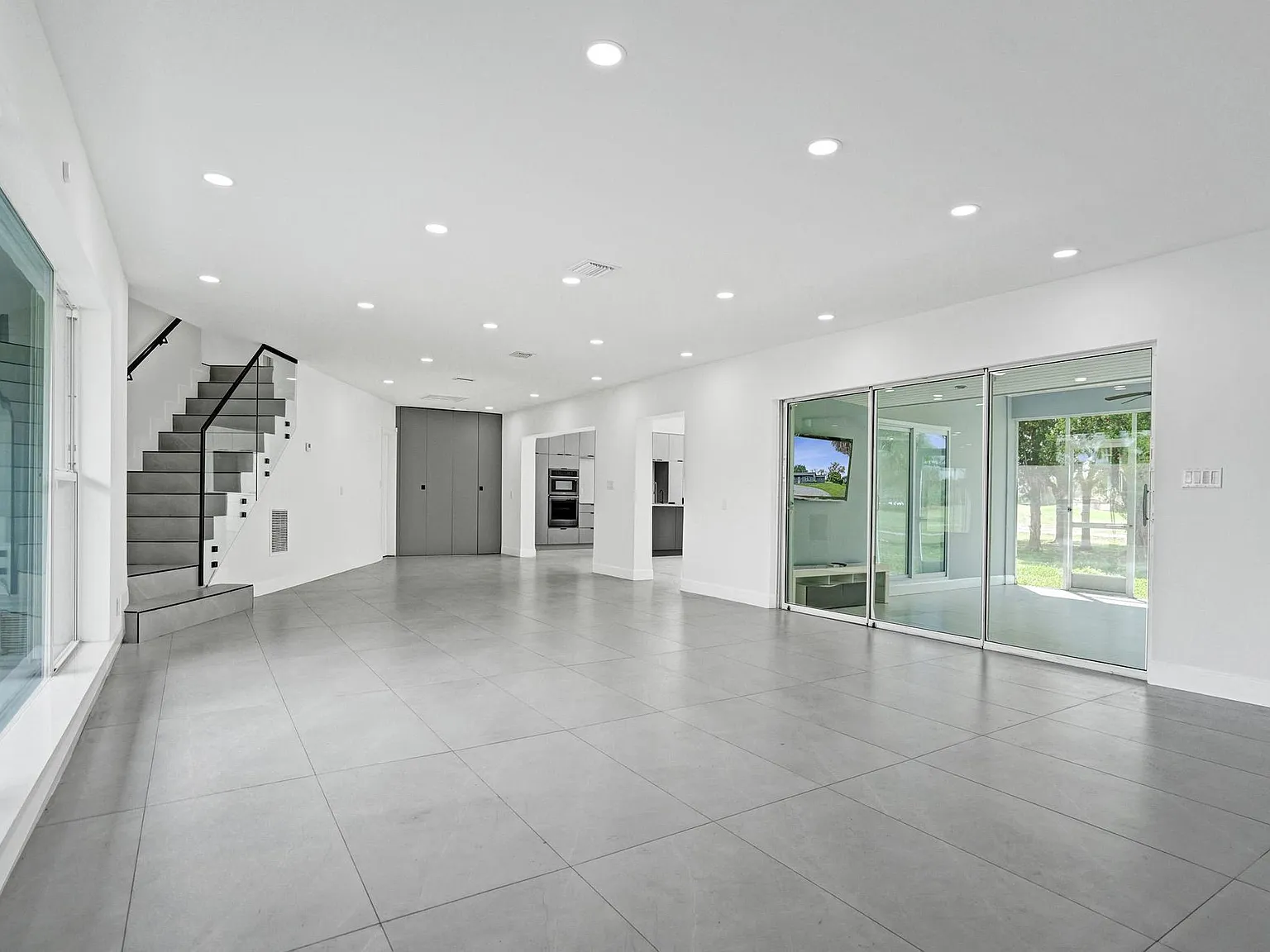 4 bed, 3.5 bath, 2791 sqft, $7,000 — Photo 3