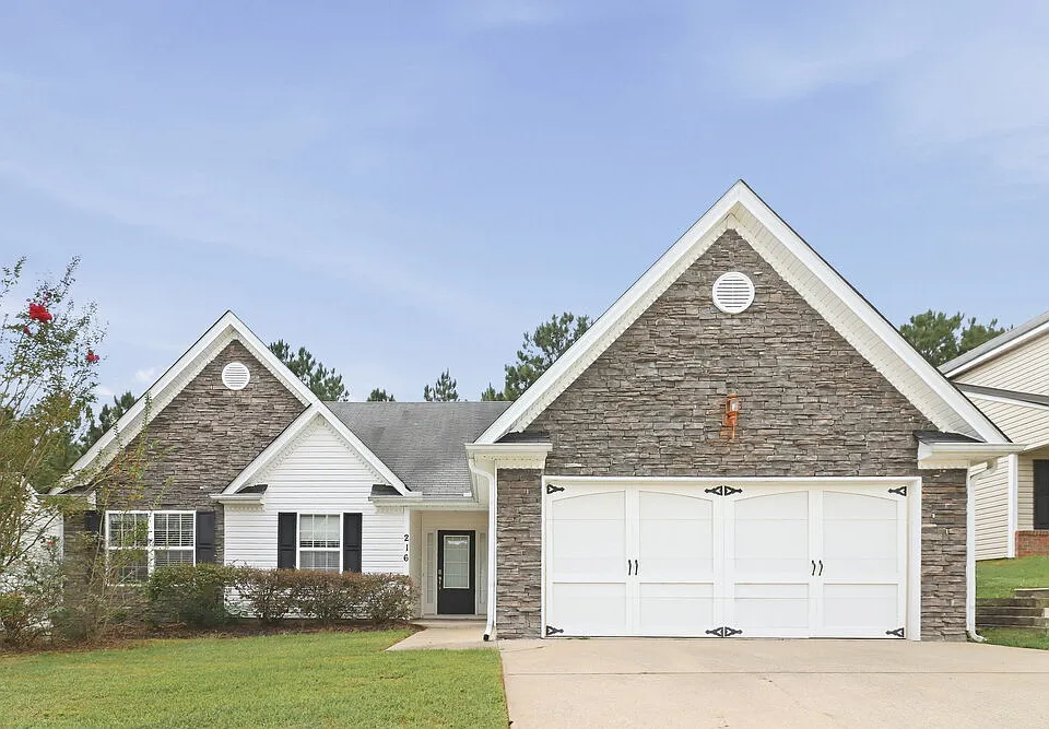 216 Overlook Dr