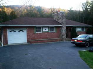 52 Valley Way, Milroy, PA 17063