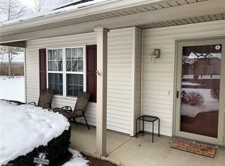 968 Villa Pl, Girard, OH 44420
