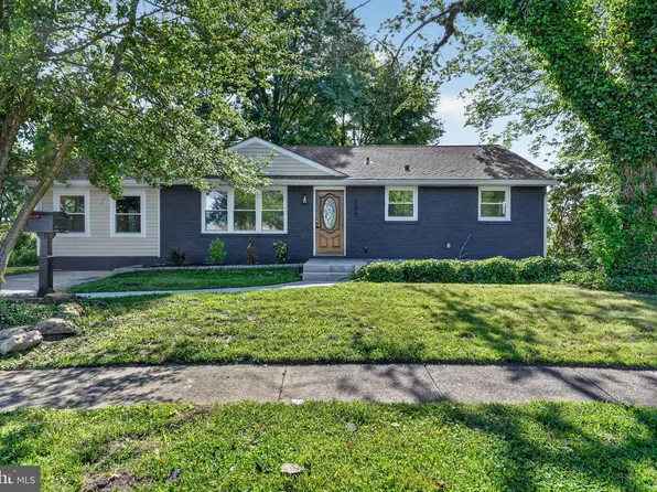 306 May Ct, Woodbury, NJ 08096