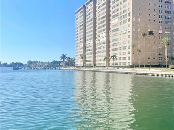 5200 Brittany Dr S APT 303, Saint Petersburg, FL 33715