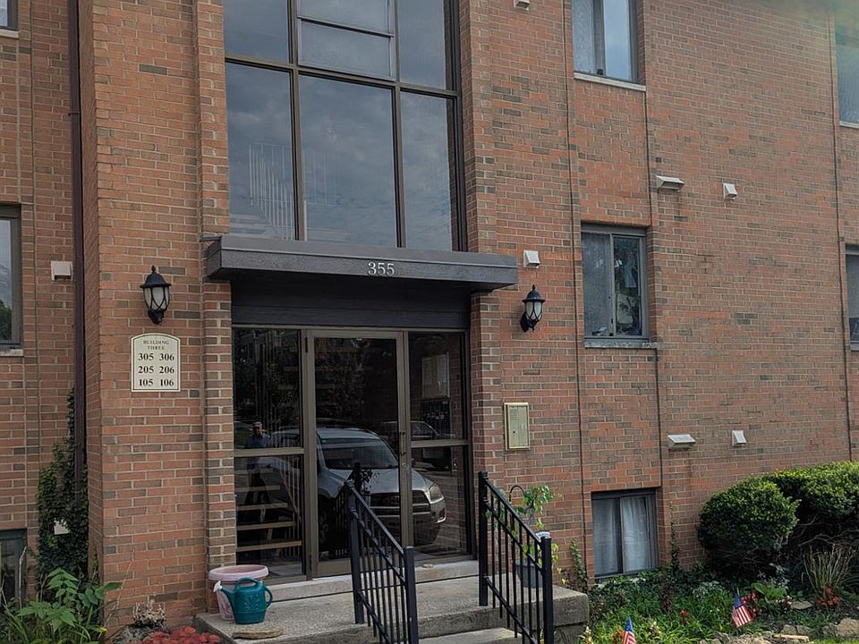 1st image of 355 Grand Ave Unit 105