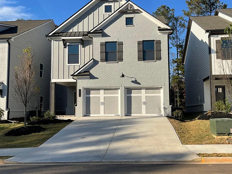 3556 Cavell Ct — Photo 1