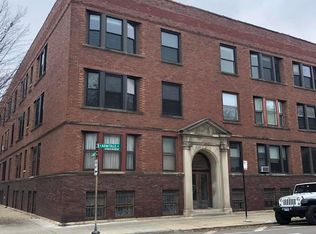 637 W Armitage Ave #3, Chicago, IL 60614