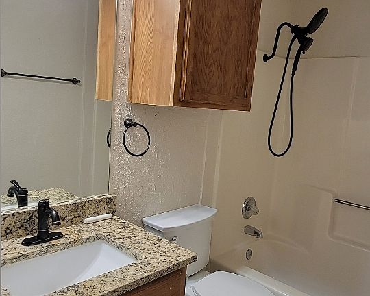 4th image of 5810 Silver Sage Dr