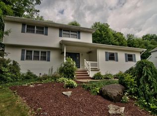 104 Marcaby Ln #L11, South Abington Township, PA 18411