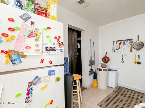 louisville-kentucky-2082374346 picture