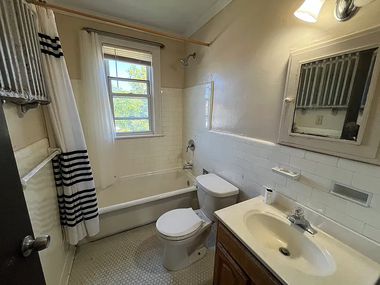 6 State St #3W — Photo 7