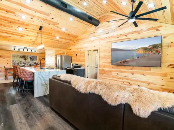 1339 Old Knoxville Hwy, Sevierville, TN 37876