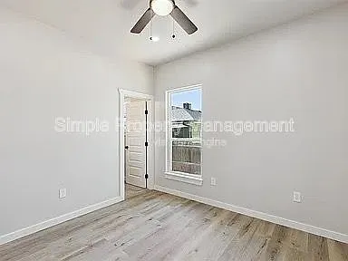 1951 NW 11th St — Photo 20