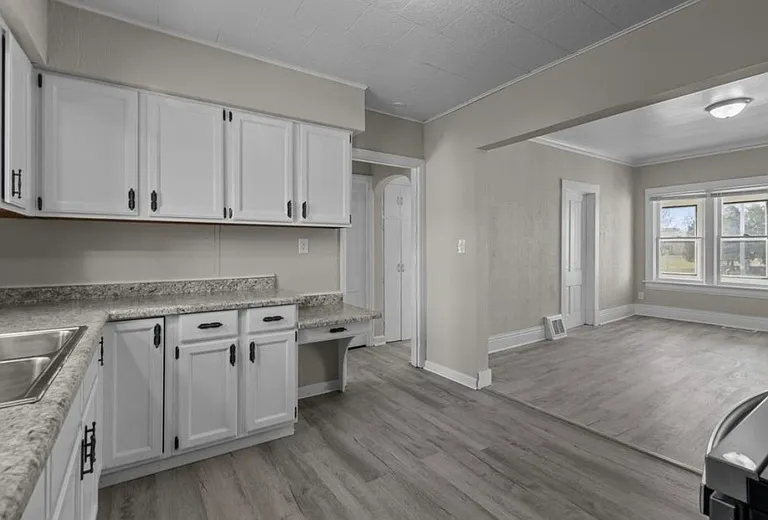 97 Hamilton Pl #97 — Photo 3