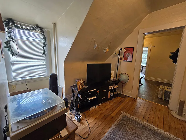 1032 Pine — Photo 34
