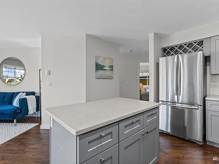 Kitchen island