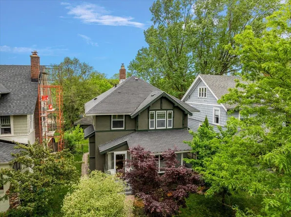 1229 Thomas St SE, Grand Rapids, MI 49506